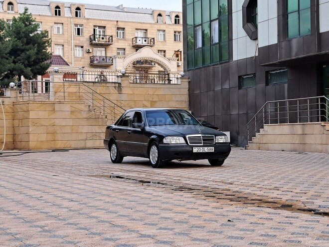 Mercedes C 180 1995, 430,441 km - 1.8 l - Gəncə