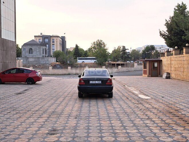 Mercedes C 180 1995, 430,441 km - 1.8 l - Gəncə