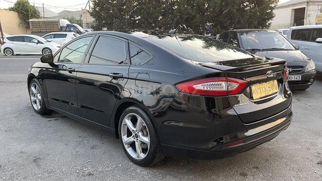 Ford Fusion (North America) 2016, 171,000 km - 1.5 л - Sumqayıt