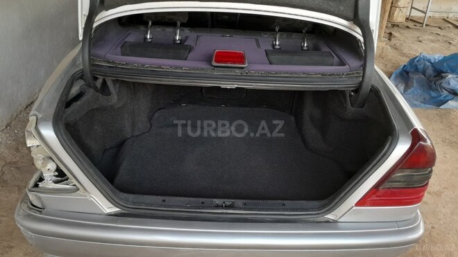 Mercedes C 200 2000, 260,000 km - 2.0 l - Beyləqan