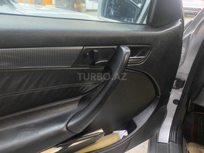 Mercedes C 230 2000, 278,417 km - 2.3 л - Bakı