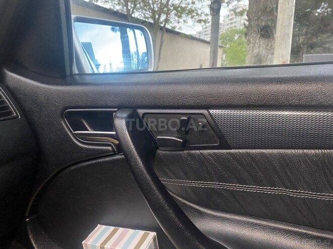 Mercedes C 230 2000, 278,417 km - 2.3 л - Bakı