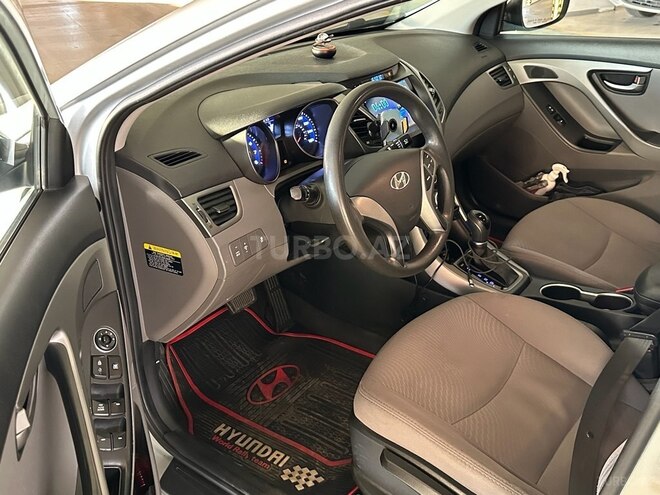 Hyundai Elantra 2015, 251,058 km - 1.8 л - Bakı