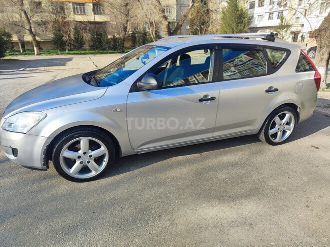 Kia  2008, 365,000 km - 1.4 l - Bakı
