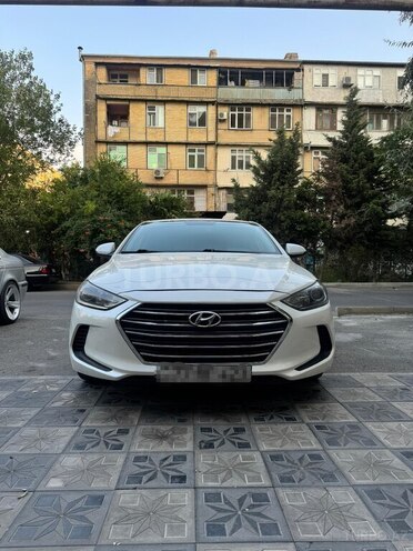 Hyundai Elantra 2016, 203,991 km - 2.0 л - Bakı