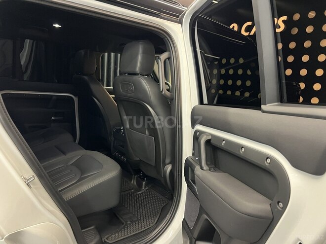 Land Rover Defender 2020, 82,000 km - 2.0 л - Bakı