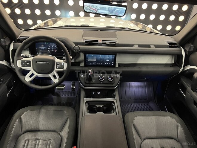 Land Rover Defender 2020, 82,000 km - 2.0 л - Bakı