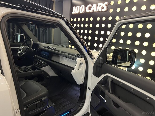 Land Rover Defender 2020, 82,000 km - 2.0 л - Bakı