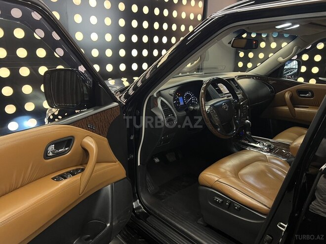 Nissan Patrol 2013, 172,000 km - 5.6 l - Bakı