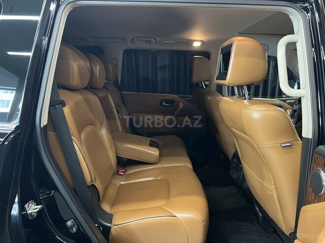 Nissan Patrol 2013, 172,000 km - 5.6 l - Bakı