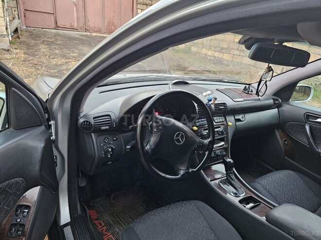 Mercedes C 180 2002, 215,800 km - 1.8 l - Şirvan