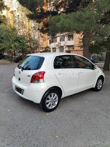 Toyota Yaris 2009, 150,000 km - 1.3 l - Bakı