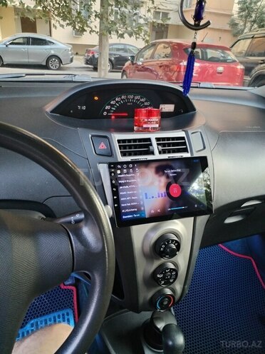 Toyota Yaris 2009, 150,000 km - 1.3 l - Bakı