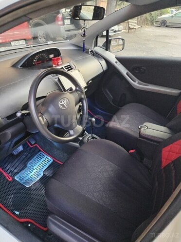 Toyota Yaris 2009, 150,000 km - 1.3 l - Bakı