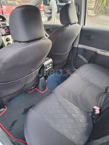 Toyota Yaris 2009, 150,000 km - 1.3 l - Bakı