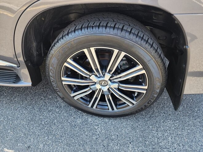 Lexus LX 570 2018, 188,000 km - 5.7 l - Bakı