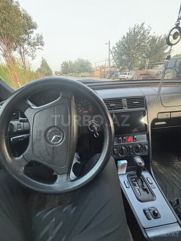 Mercedes C 200 1999, 381,970 km - 2.0 л - Biləsuvar