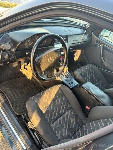 Mercedes C 200 1999, 381,970 km - 2.0 л - Biləsuvar