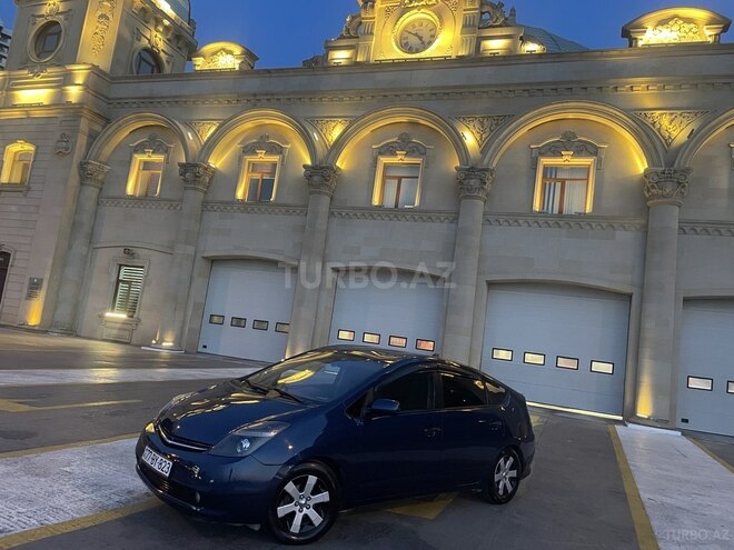 Toyota Prius 2009, 300,000 km - 1.5 л - Bakı