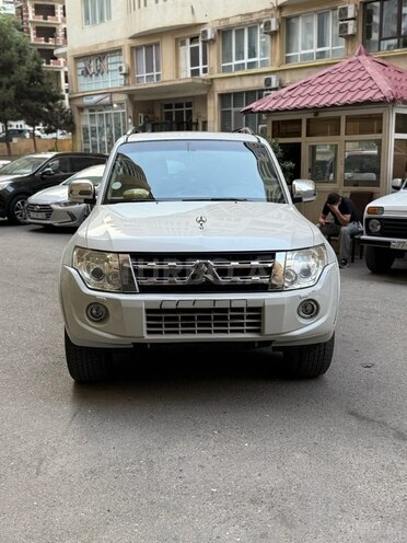 Mitsubishi Pajero 2014, 172,500 km - 3.8 л - Bakı
