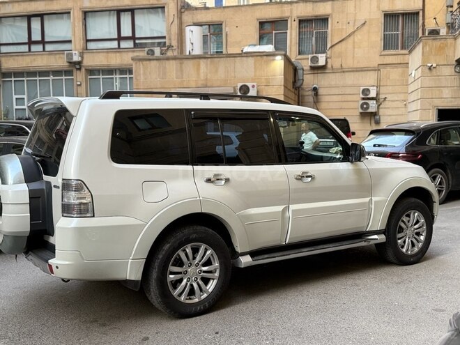 Mitsubishi Pajero 2014, 172,500 km - 3.8 л - Bakı