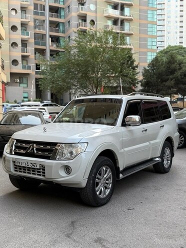 Mitsubishi Pajero 2014, 172,500 km - 3.8 л - Bakı