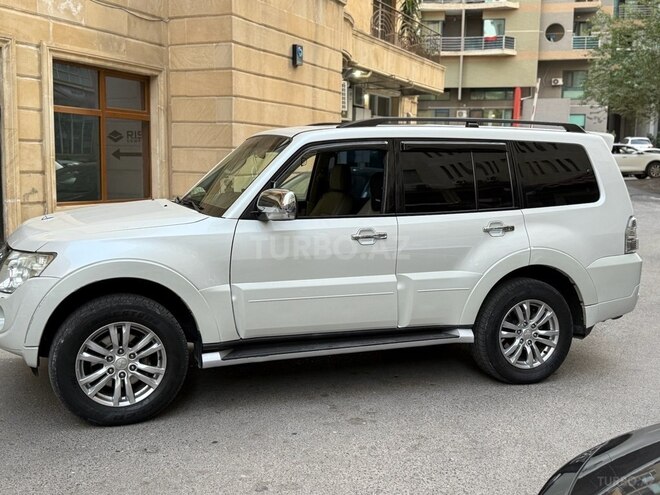 Mitsubishi Pajero 2014, 172,500 km - 3.8 л - Bakı