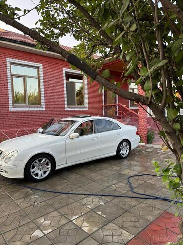 Mercedes E 320 2002, 226,000 km - 3.2 l - Masallı