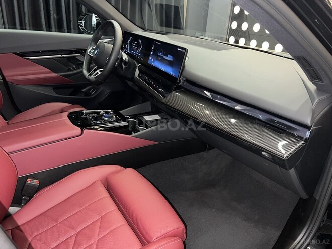 BMW 530e 2024, 18,000 km - 2.0 l - Bakı