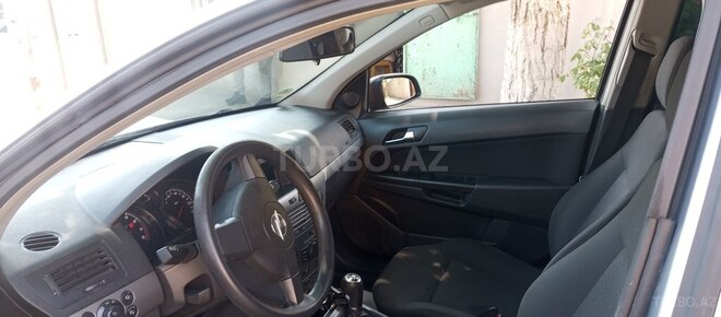 Opel Astra 2004, 224,000 km - 1.4 l - Qusar