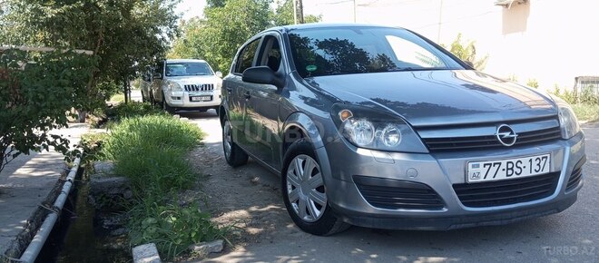 Opel Astra 2004, 224,000 km - 1.4 l - Qusar