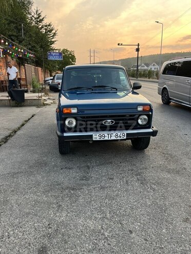 LADA (VAZ) Niva 2015, 140,000 km - 1.7 l - Qusar