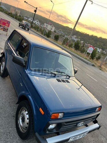 LADA (VAZ) Niva 2015, 140,000 km - 1.7 l - Qusar