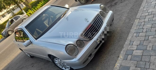 Mercedes E 220 1999, 358,904 km - 2.2 l - Cəlilabad