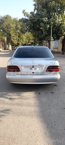 Mercedes E 220 1999, 358,904 km - 2.2 l - Cəlilabad