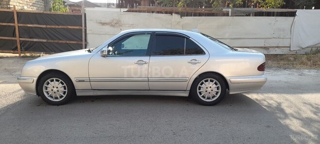 Mercedes E 220 1999, 358,904 km - 2.2 l - Cəlilabad
