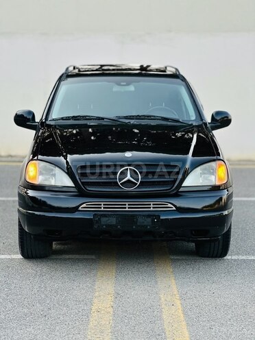 Mercedes ML 320 2000, 236,000 km - 3.2 l - Sumqayıt