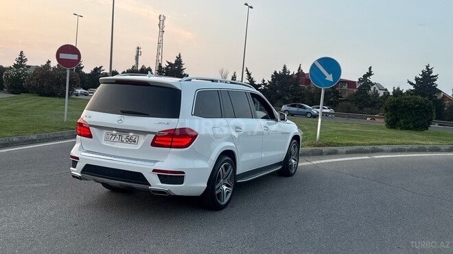 Mercedes GL 500 4MATIC 2015, 84,600 km - 4.7 l - Bakı