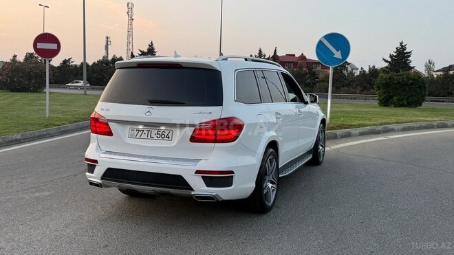 Mercedes GL 500 4MATIC 2015, 84,600 km - 4.7 l - Bakı