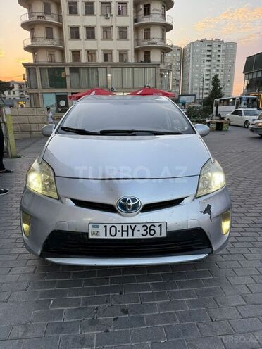 Toyota Prius 2010, 400,000 km - 1.8 l - Qusar