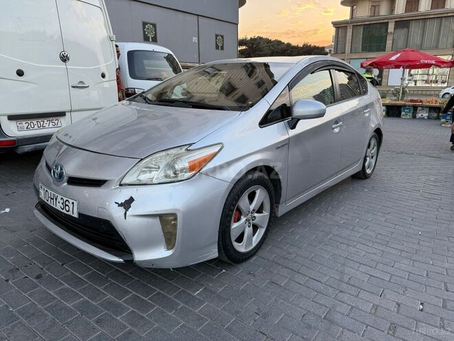 Toyota Prius 2010, 400,000 km - 1.8 l - Qusar