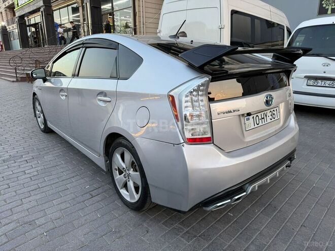 Toyota Prius 2010, 400,000 km - 1.8 l - Qusar
