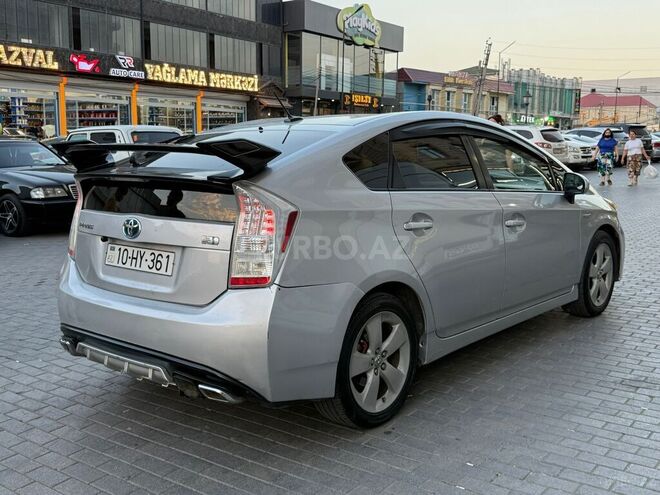 Toyota Prius 2010, 400,000 km - 1.8 l - Qusar