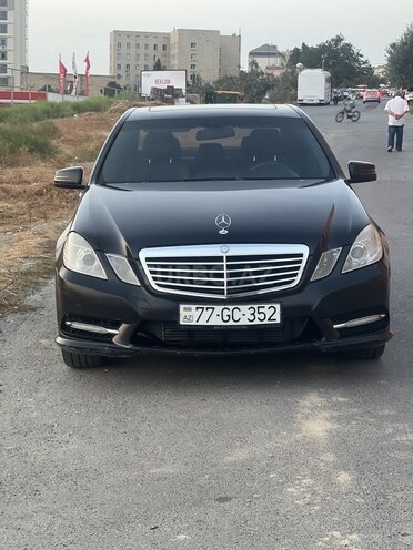 Mercedes E 220 2010, 434,000 km - 2.2 l - Bakı