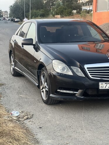 Mercedes E 220 2010, 434,000 km - 2.2 l - Bakı