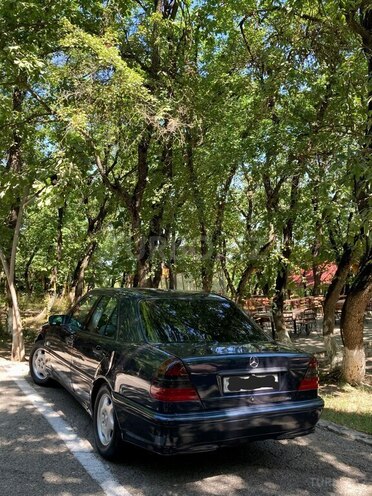 Mercedes C 180 1998, 326,256 km - 1.8 l - Bakı