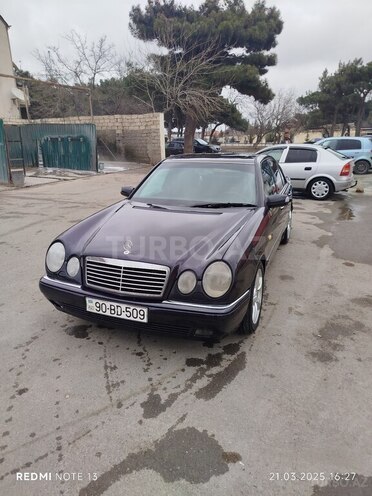 Mercedes E 230 1996, 462,000 km - 2.3 l - Sumqayıt