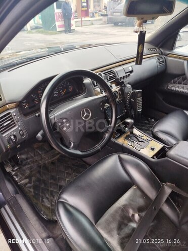 Mercedes E 230 1996, 462,000 km - 2.3 l - Sumqayıt