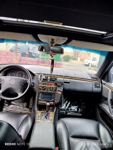 Mercedes E 230 1996, 462,000 km - 2.3 l - Sumqayıt