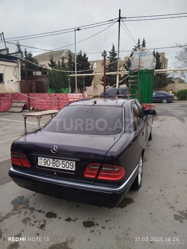 Mercedes E 230 1996, 462,000 km - 2.3 l - Sumqayıt